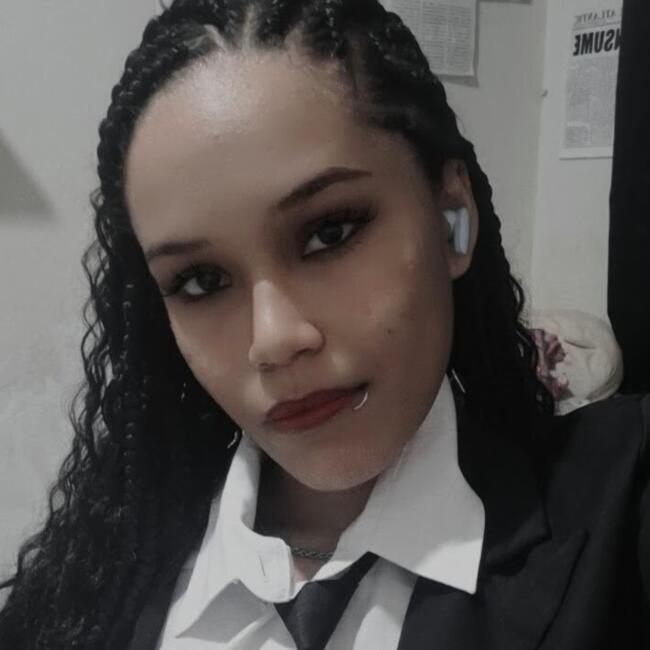 Babá em Brasília: Paula Yasmin