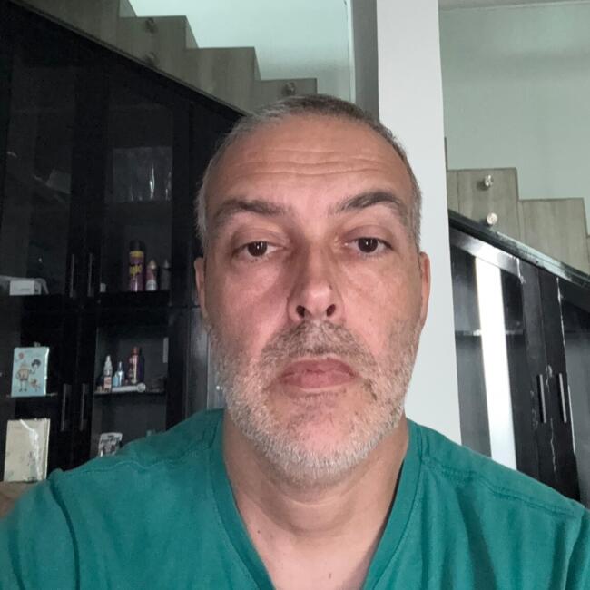 Babysitting job in Accra: Nebojša