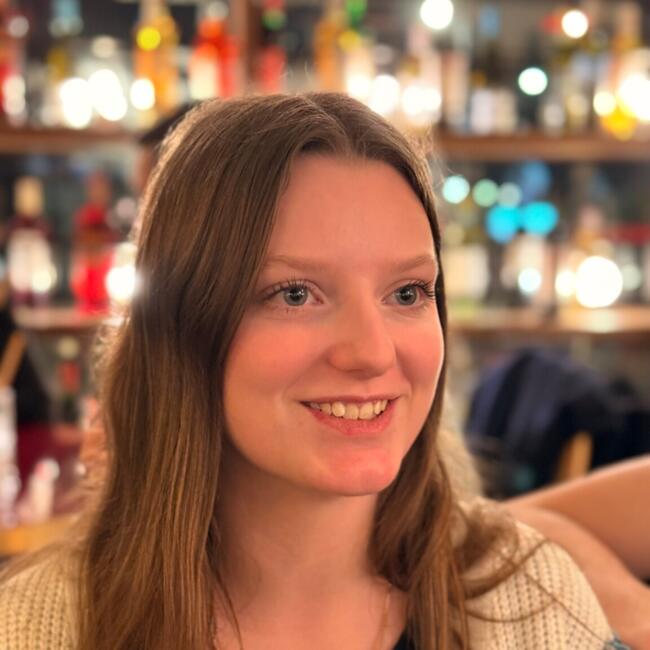 Babysitter in Bures-sur-Yvette: Lou-Ann