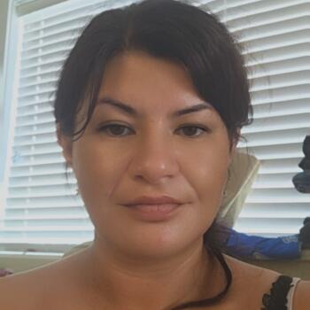Babysitting job in Surrey: babysitting job Rhonda