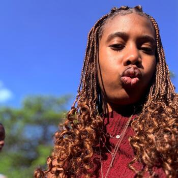 Babysitter in Hautcharage: Suzanne patricia