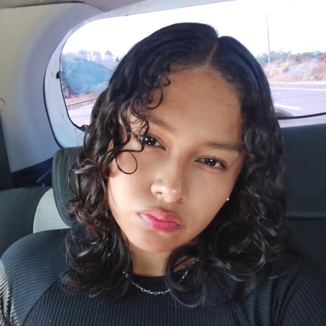 Babysitter in Canto del Llano: Estefania