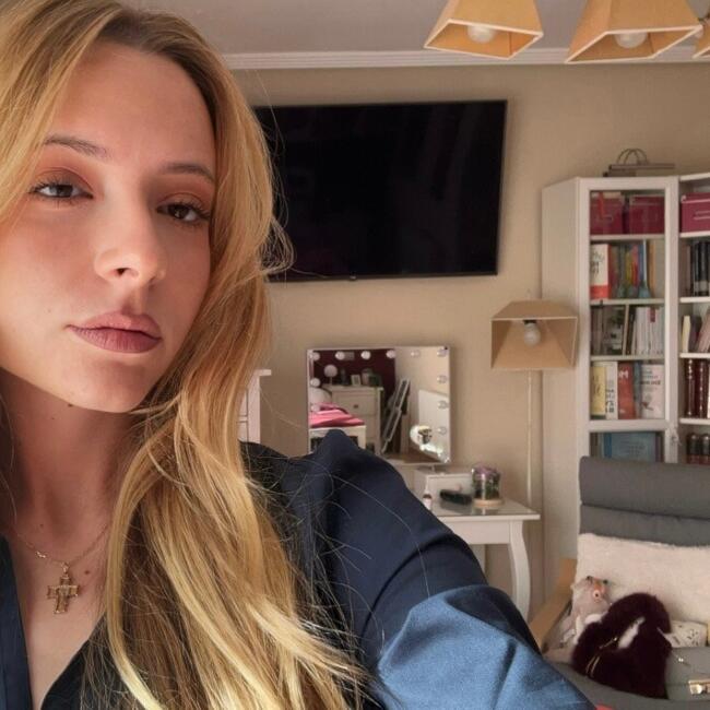 Babysitter in Madrid: Paula