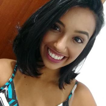 Babysitter Evora: Leticia