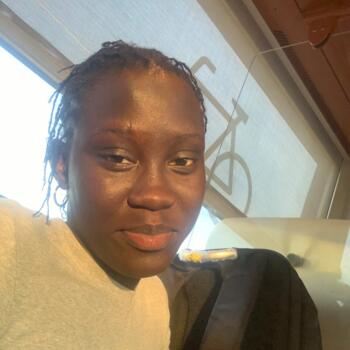 Babysitter in Reims: Marie