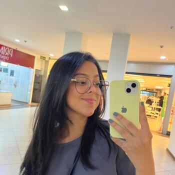 Babá em Cuiabá: Lais