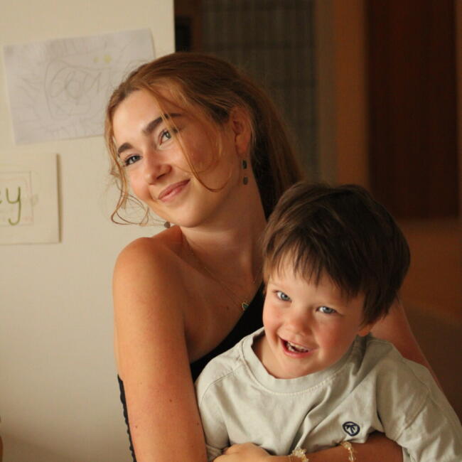 Babysitter in Gold Coast: Serena