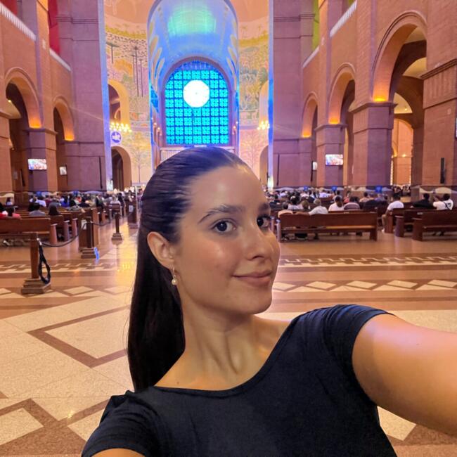 Babá em Juiz de Fora: Letícia