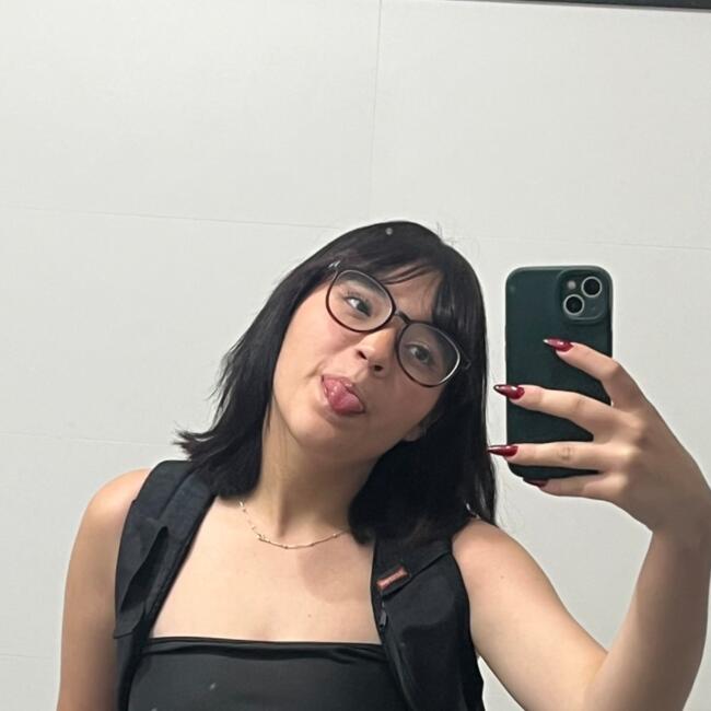 Babysitter in Itajaí: Alice