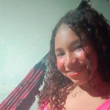 Babá em Redenção: Debora