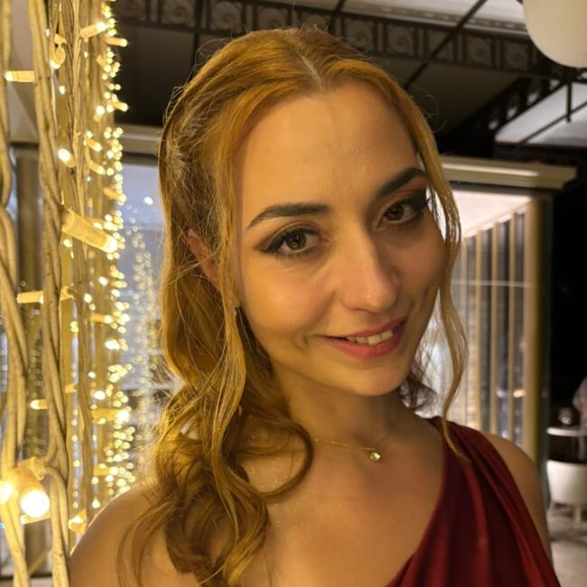 Babysitter στην περιοχή Θεσσαλονίκη: Χριστίνα