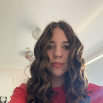 Babysitter in Sydney: Lucy