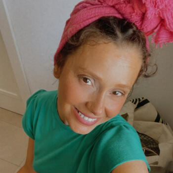 Babysitter Lagos: Joana