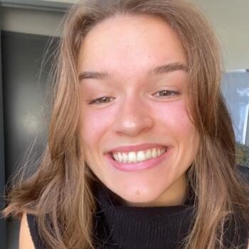 Babysitter in Rennes: Chloé