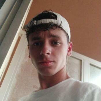 Baby-sitter in Dijon: Amine