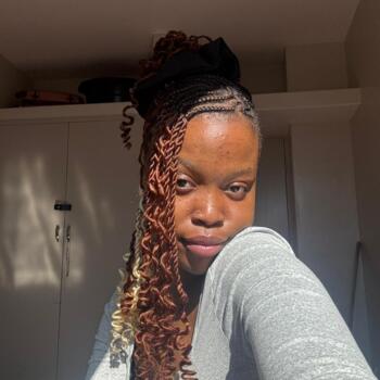 Babysitter Emalahleni: Valencia