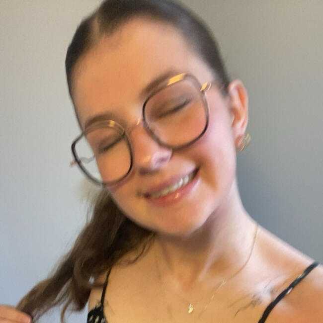 Babysitter in Troyes: Lea