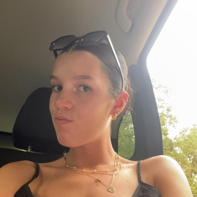 Babysitter in Montauban-de-Bretagne: Loan