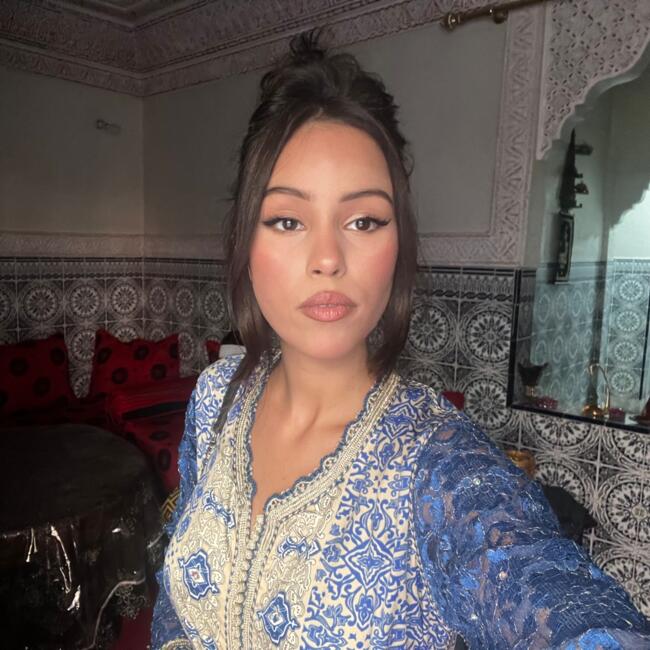 Babysitter in Frankfurt am Main: Oulaya