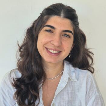 בייביסיטר תל אביב-יפו: Ariel