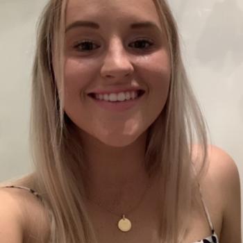 Babysitter in Sydney: Emily