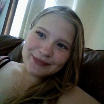 Babysitter in Bay Port: Amelia
