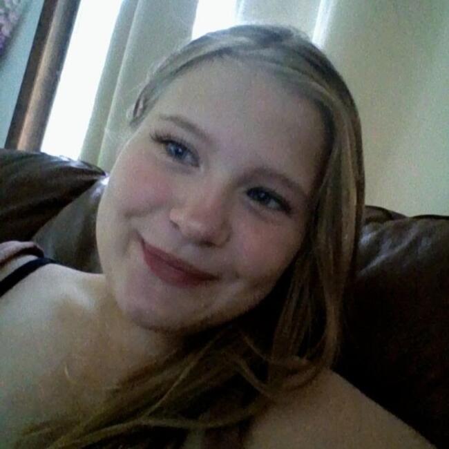 Babysitter in Bay Port: Amelia
