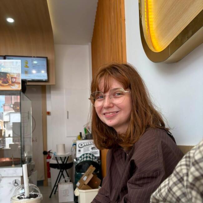 Babysitter in Amiens: Candice