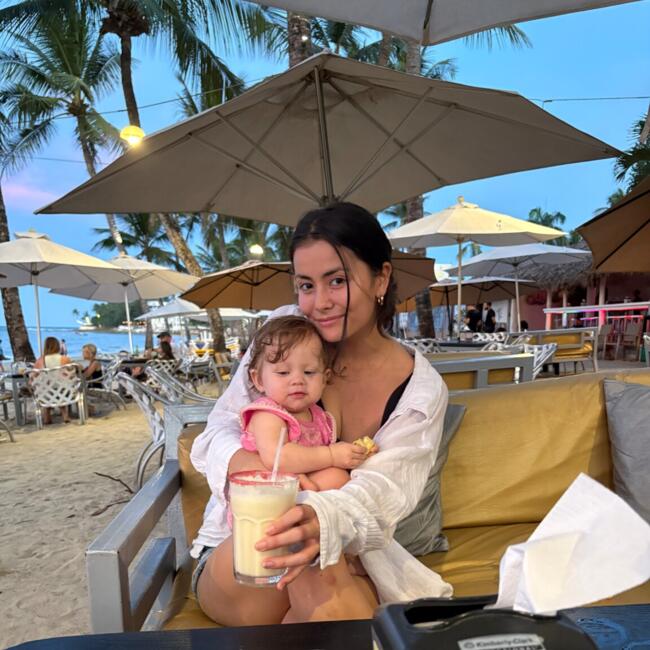 Babysitting job in Toronto: Shino