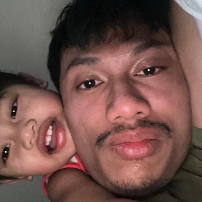 Babysitting job in Tweed Heads: Amirul