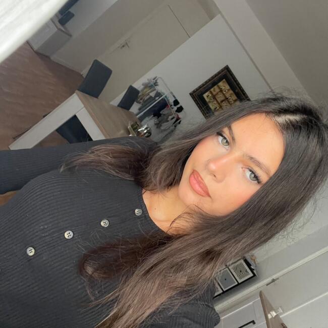 Babysitter in Paris: Savannah