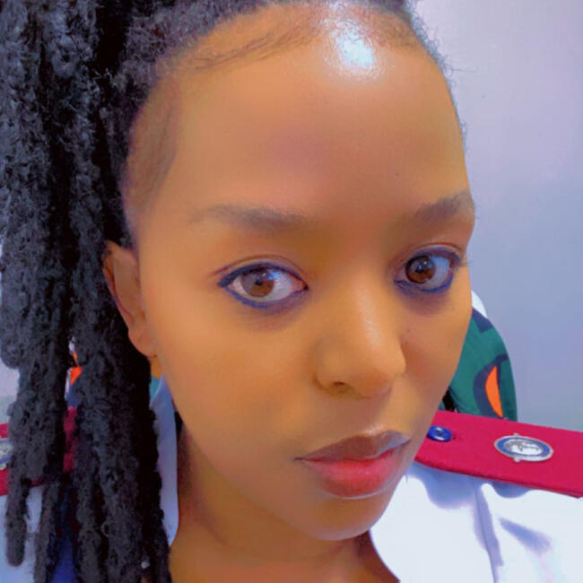 Babysitting job in Akasia: Mina