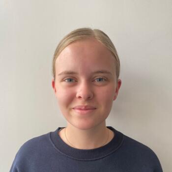 Babysitter in Amiens: Justine