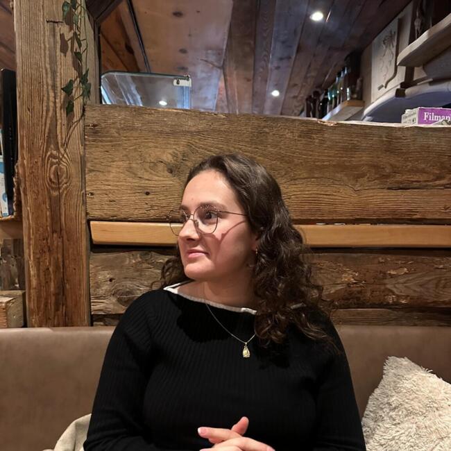 Babysitter in La Balme-de-Sillingy: Naomie