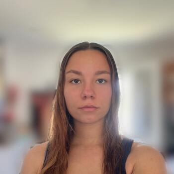 Babysitter in Nailly: Maïly