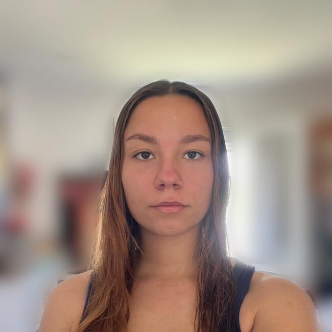 Babysitter in Nailly: Maïly