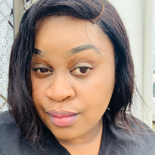 Babysitter in East London: Zintle