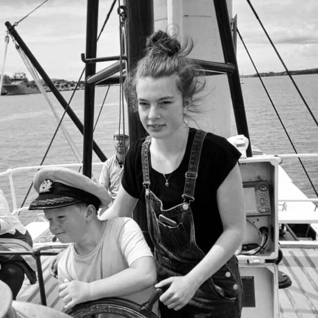 Babysitter in Hamilton: Chay