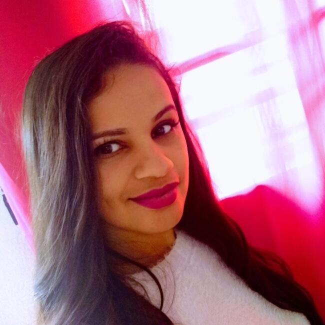 Babysitter in São Paulo: Angela