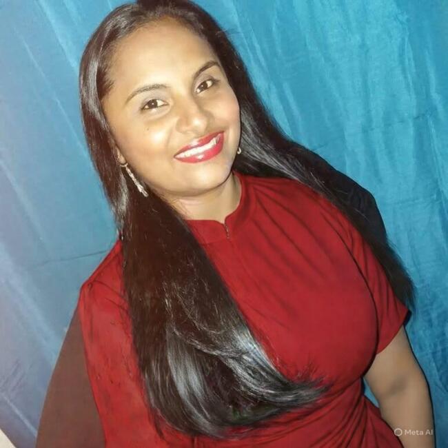 Babysitter in Pacora: Estela