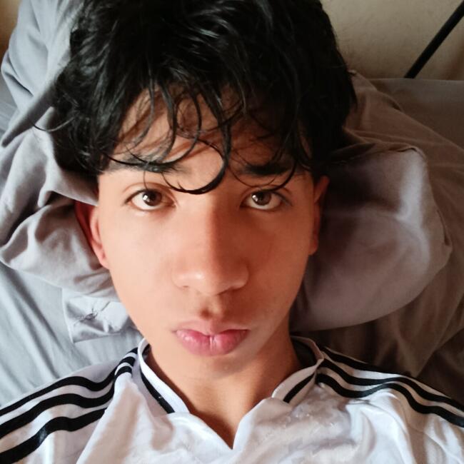 Babysitter in Cuenca: Jesus adrian
