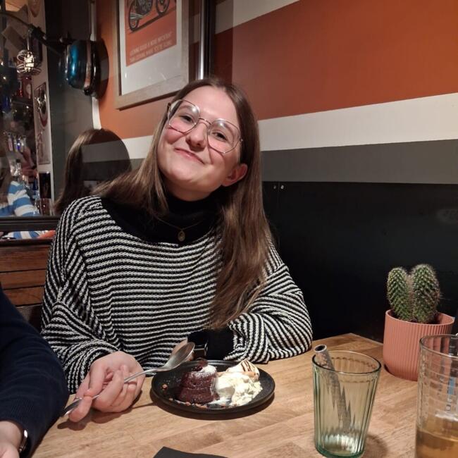 Babysitter in Brugge: Charlot