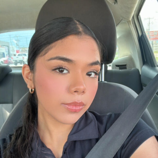 Babysitter in Saltillo: Greta