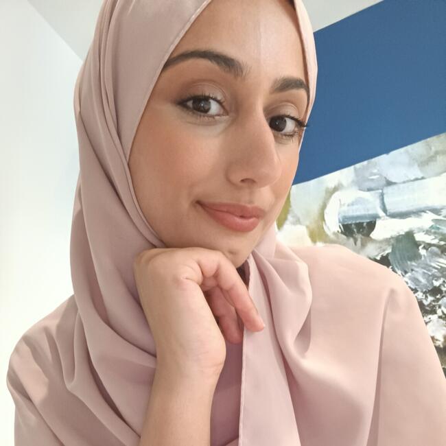 Babysitter in Brussel: Zineb