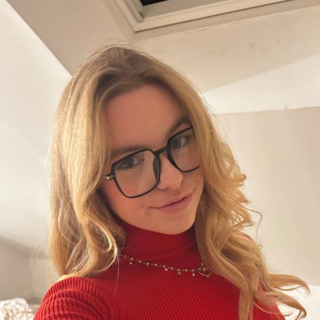 Babysitter in Bourron-Marlotte: Orane