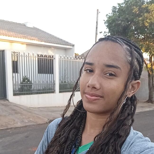 Babysitter in Paiçandu: Lidia Mikaelly