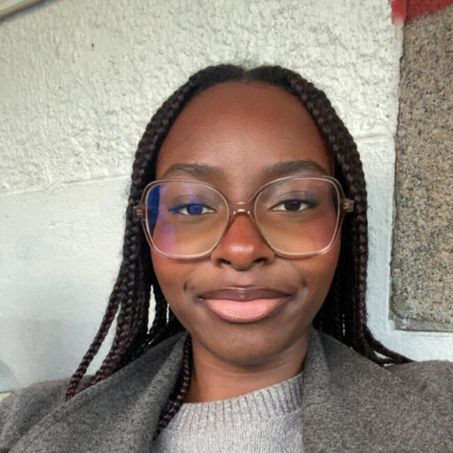 Babysitter in Rennes: Monya