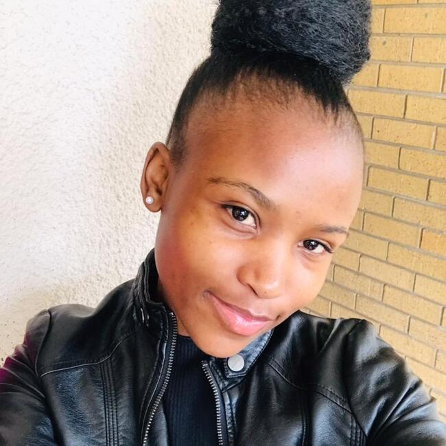 Babysitter in Roodepoort: Amogelang