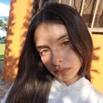 Babysitter in Heredia: Gema