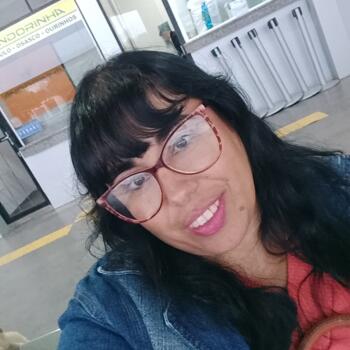 Babá em Londrina: Josiane